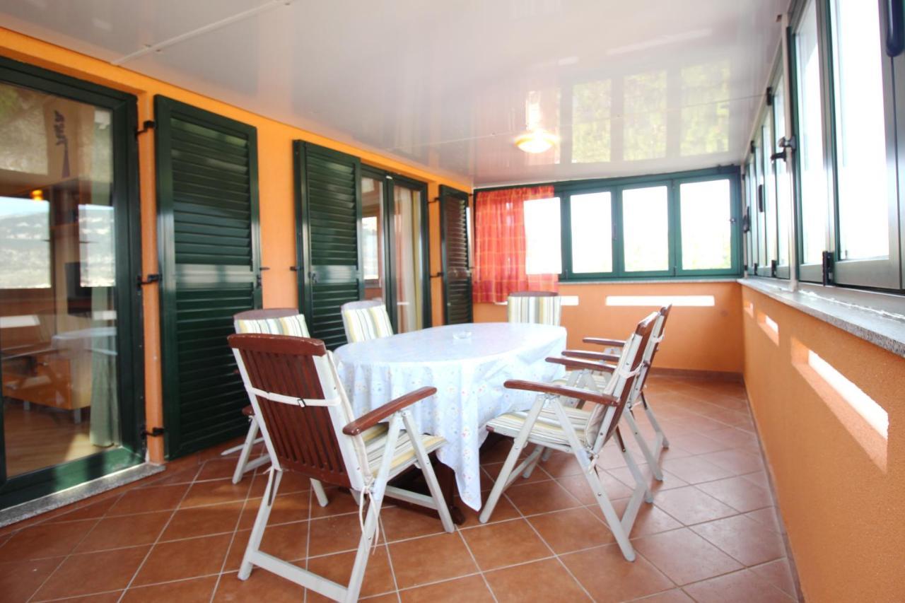 Apartments Pintar Zarok Baška Екстериор снимка