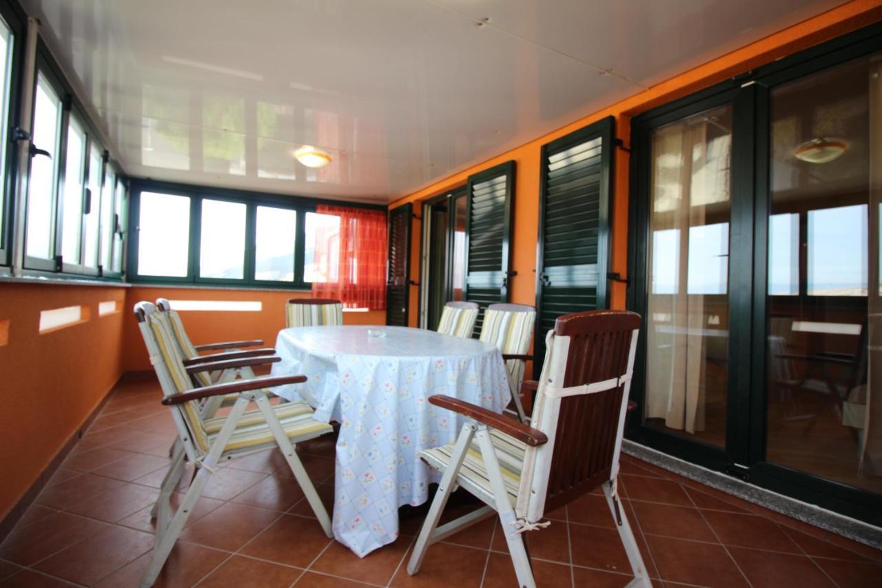 Apartments Pintar Zarok Baška Екстериор снимка