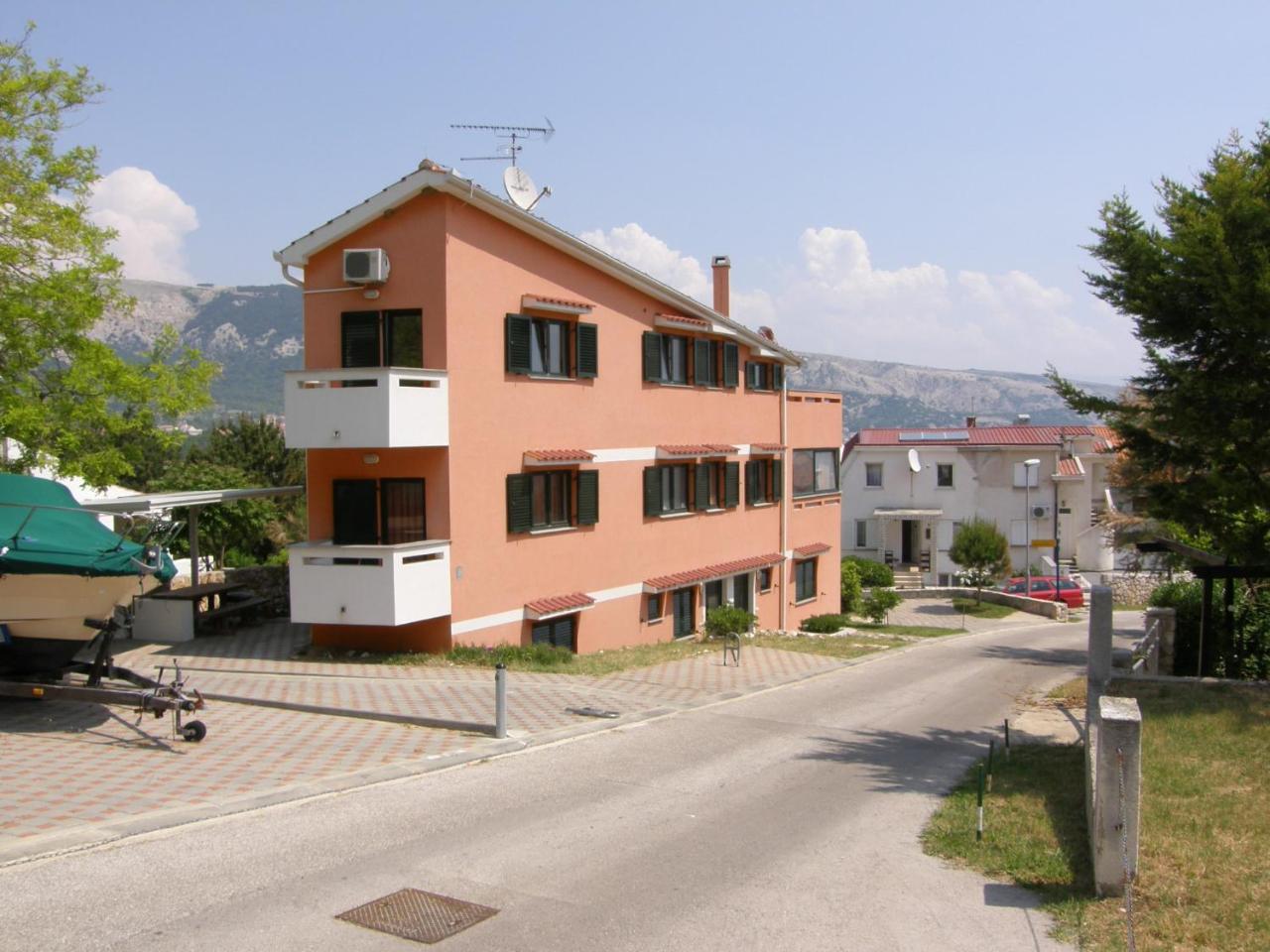 Apartments Pintar Zarok Baška Екстериор снимка